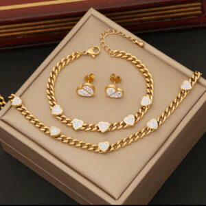 Set „Golden Clover“ – Halskette & Ohrringe in Goldoptik mit Perlmutt-Effekt