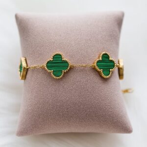 Emerald Clover Elegance