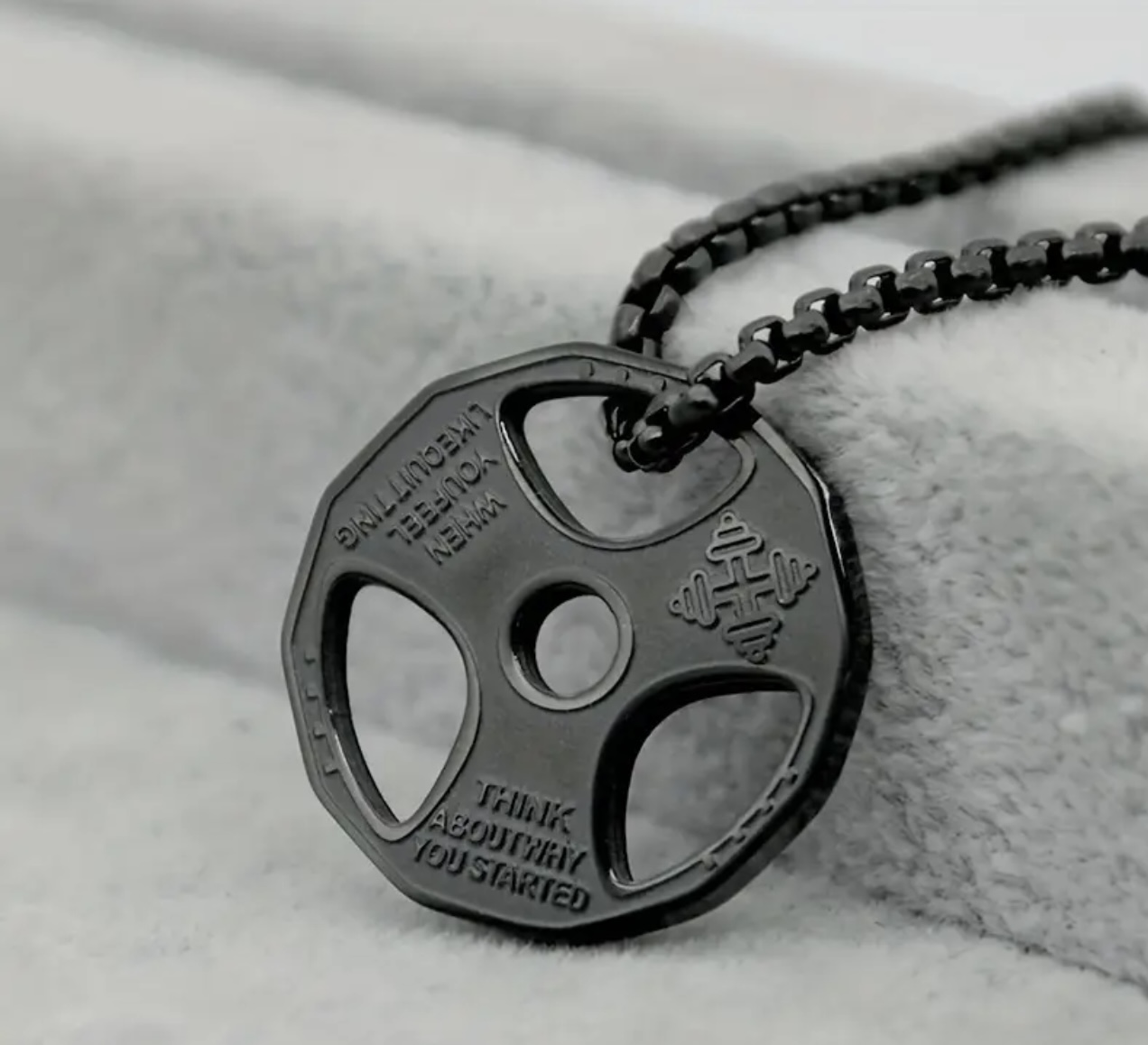 BALIDJO™ Power Plate Necklace Black – Bild 2